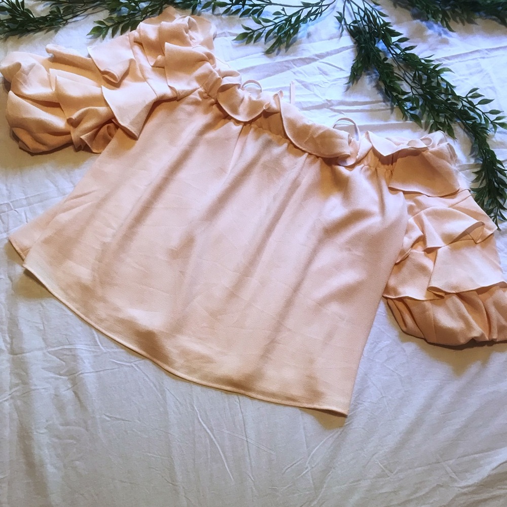 1 State Ruffled Tier Off The Shoulder Top - Picture 3 of 6